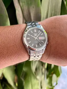 Seiko Grey Dial Sanburst Automatic