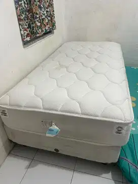 Spring bed ranjang kasur merk spring air size 100x200 spring bed bagus