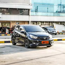 Honda Brio RS Urbanite 2022 pemakaian 2023 hitam automatic