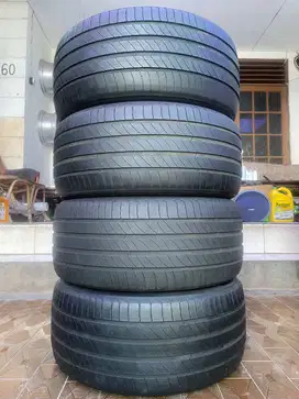 Ban Michelin Primacy 4  245 45 r17 4Pcs
