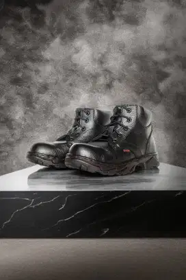 Agen sepatu safety Lamongan