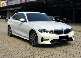 BMW 320i 2022 SPORT PUTIH FULL RECORD WARRANTY AKTIF PAJAK PANJANG