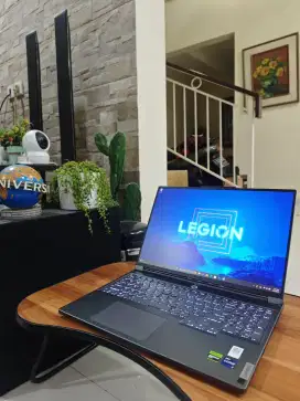Laptop Lenovo Legion Slim 7 I9 13900H RTX4070 8GB x rog tuf victus msi