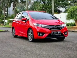 (DP MINIM) HONDA JAZZ 1.5 RS 2016 MATIC AT MERAH RED TERMURAH