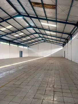 Disewakan Gudang Siap Pakai di Pondok Ungu, Raya Bekasi.