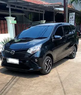Daihatsu Sigra R 1.2 2023 km low asli