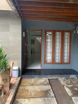 Rumah Siap Huni Strategis di Bumi Bintaro Permai