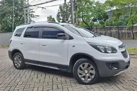 TDP Rendah Chevrolet Spin 1.5 LS Bensin-MT 2015 Abu CTFBB