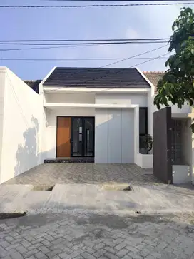 TERMURAH 1,5LANTAI di WIGUNA TENGAH RUNGKUT 6x15 HARGA DIBAWAH 1M