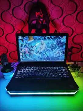 HP PAVILION GAMING 15-CB505TX F09  [RAM 20GB/SSD+ VGA NVIDIA GTX 1050]