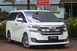 Toyota Vellfire 2.5 G 2.5G AT Matic 2017 Putih Metalik Pilot Seat!!!