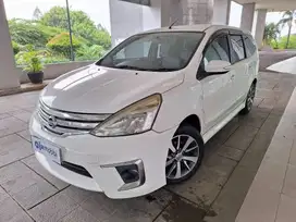 Nissan Grand Livina 1.5 XV Highway Star Bensin MT 2017 Putih FQ