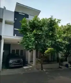 RUMAH MEWAH SIAP HUNI DALAM CLUSTER PONDOK KLAPA