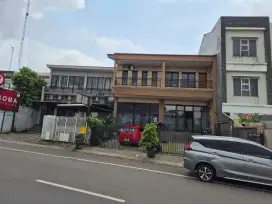 DISEWAKAN SEGERA RUKO DEPAN LIVING WORLD KOTA WISATA