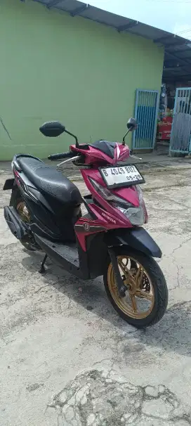 Jual Honda Beat magenta 2019