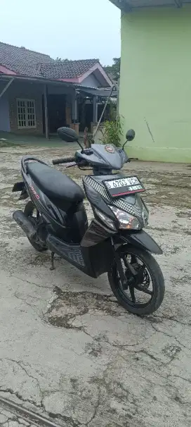 Jual Honda Vario CW 2011