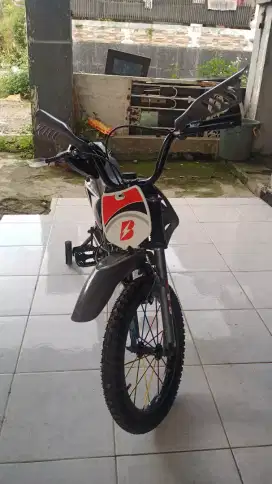 Di jual sepeda trail