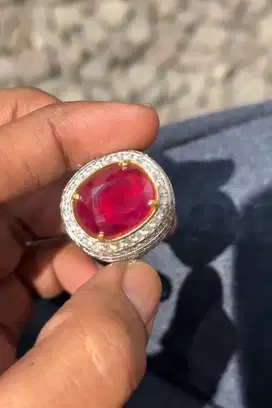 Cincin ruby burma 8 crt emas berlian