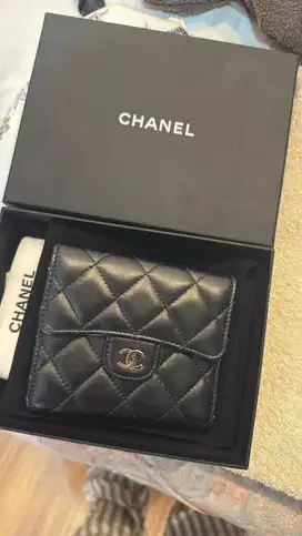 chanel trifold wallet lambskin shw AUTHENTIC