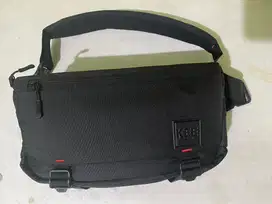 Tas kamera KEE.