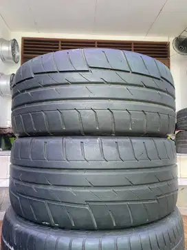 Ban GT Radial Champiro SX2 235 40 r18 2Pcs
