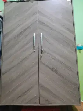 LEMARI KAYU AWET
