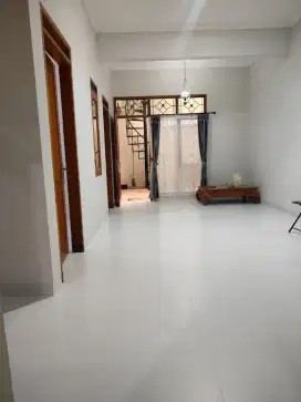 Disewakan Rumah Siap Huni di Antapani Tengah