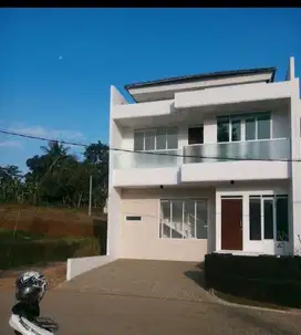 Rumah Baru Dekat Kampus, Pusat Perbelanjaan P