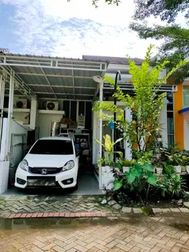 DIJUAL RUMAH WISATA SEMANGGI RUNGKUT SURABAYA RON.A943