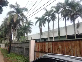 DIJUAL TANAH DENGAN BANGUNAN EXPABRIK AREA KOMERSIL DI LEGOK TANGERANG