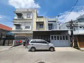 Ruko Pinggir Jalan Daerah Krakatau