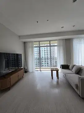 DIJUAL APARTEMEN PAKUBUWONO PRIVATE LIF 2BR BRAND NEW