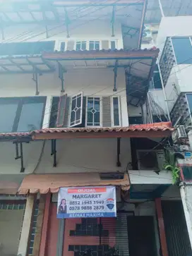DIJUAL RUKO KAWASAN GROGOL SELATAN KEBAYORAN LAMA LOKASI MENARIK