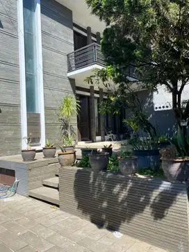 2 Rumah Terawat siap Huni di Batununggal