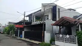 DIJUAL RUMAH LUAS KOMPLEK BULEVAR HIJAU – MEDAN SATRIA BEKASI