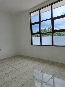 DISEWAKAN RUKO STRATEGIS 4 LANTAI DI PHH MUSTOPA BDG