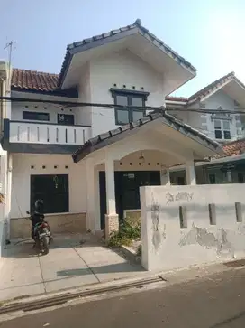 Rumah dalam komplek di  Antapani dekat terusan jalan jakarta