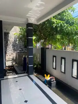 Rumah megah komplek Bintara Jaya