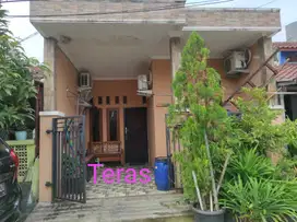 Dijual Cepat Rumah di Vila Mutiara Gading 1, Tarumajaya, Bekasi
