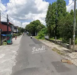 Tanah Pogung Luas 800 Muka 15 dalam Ringroad dekat Indomaret Kentungan