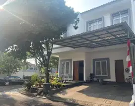 DIJUAL RUMAH MEWAH HOOK DALAM CLUSTER KAWASAN PANUNGGANGAN BARAT