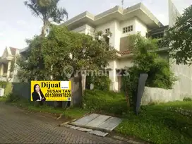 DIJUAL RUMAH MEWAH SETENGAH JADI PAKUWON INDAH