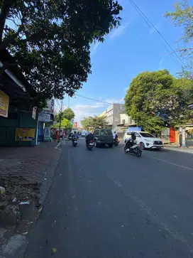 DISEWAKAN RUKO SUPER STRATEGIS DEKAT PASAR BESAR MALANG AREA KASIN