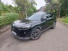 DP RENDAH Honda HRV 1.5 S Bensin Matic 2023 Hitam BAK