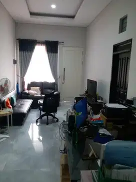 JUAL  MURAH Rumah Nirwana Eksekutif AA. Siap Huni Sangat Terawat