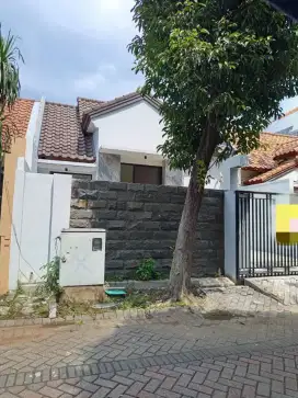 *Dijual Taman Puspa Raya Fully Renov*