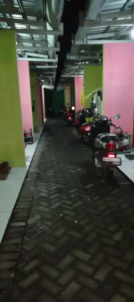 Kos-Kosan Wisma Bunda Pabean-Juanda & Stand Berjualan
