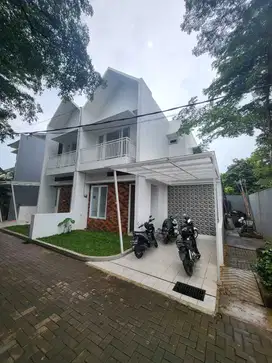Di jual rumah siap huni di bintaro