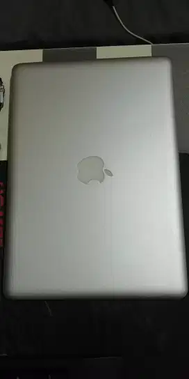Macbook Pro 2011 KHUSUS Harga Hari ini 1.650.000