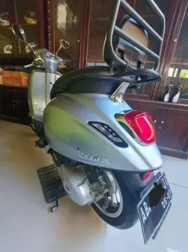 PIAGGIO VESPA DIJUAL
